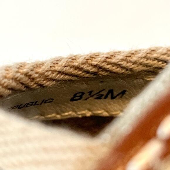 Tory Burch Jackie Espadrille Wedge Peep Toe Pumps in Beige Canvas Size 8.5 - Picture 10 of 10